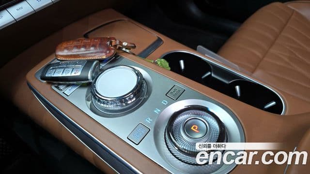 Genesis GV70, 2021 9