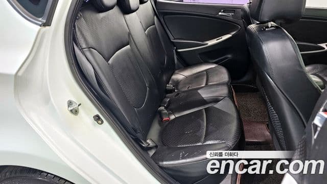 Hyundai Accent(новый кузов / новое поколение) Premier, 2012 12