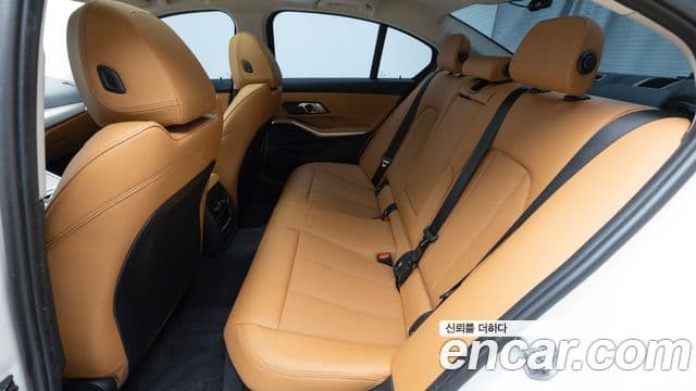 BMW 3시리즈 (G20), 2025 11