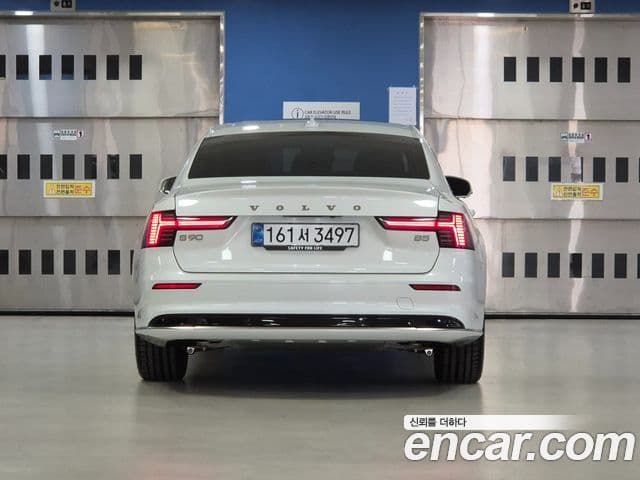 Volvo S90 B5 Ultra Bright, 2026 3