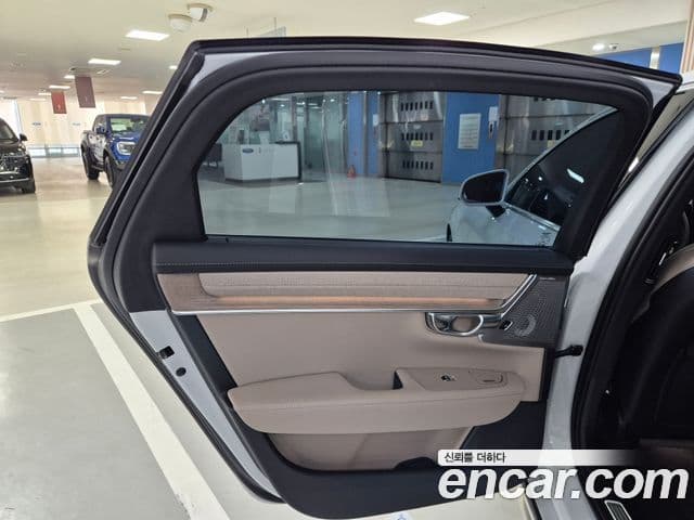 Volvo S90 B5 Ultra Bright, 2026 17