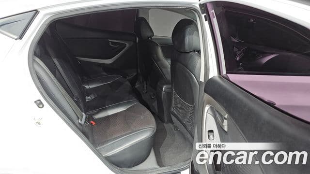 Hyundai Avante MD M16 GDI Smart, 2013 13