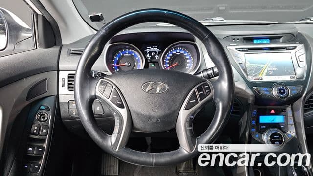 Hyundai Avante MD M16 GDI Smart, 2013 17