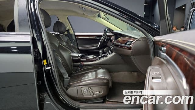 Genesis EQ900 Prestige, 2016 10