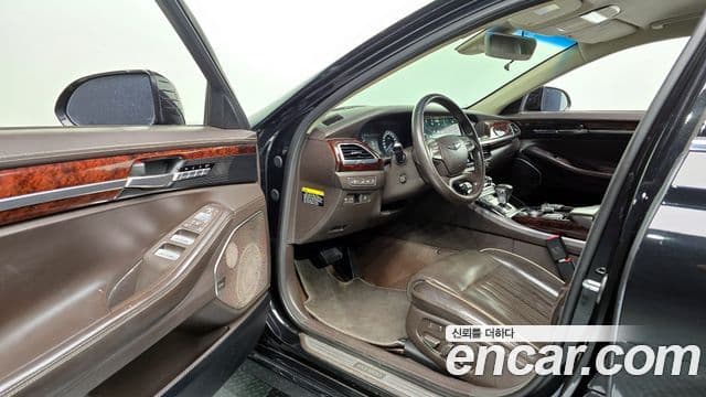 Genesis EQ900 Prestige, 2016 11