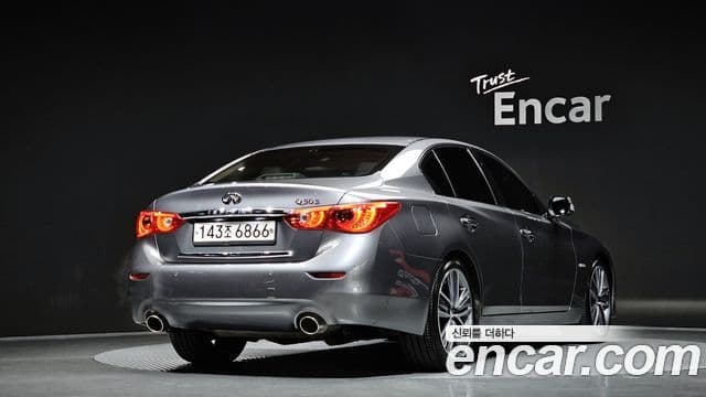 Infiniti Q50 3.5 гибрид Essence, 2016 2