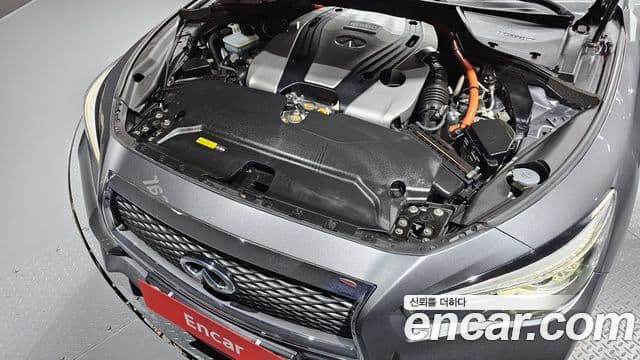 Infiniti Q50 3.5 гибрид Essence, 2016 6