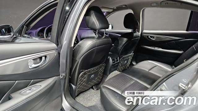 Infiniti Q50 3.5 гибрид Essence, 2016 12