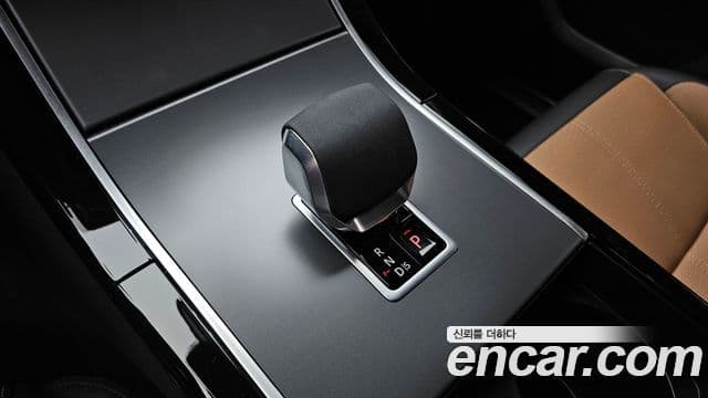 Land Rover Range Rover Velar 3.0 P400 Dynamic HSE, 2025 9