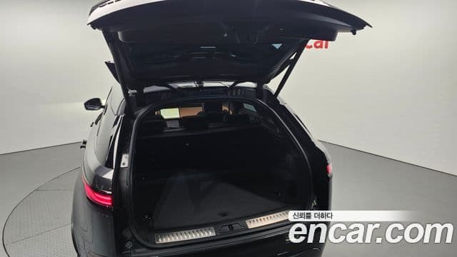 Land Rover Range Rover Velar 3.0 P400 Dynamic HSE, 2025 20