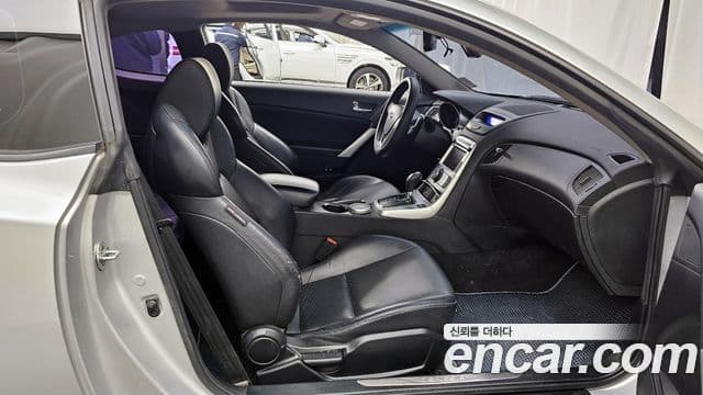Hyundai Genesis купе 200 турбо RW, 2010 11
