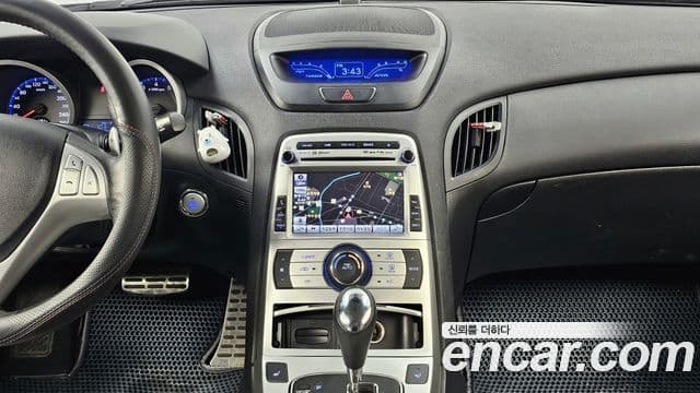 Hyundai Genesis купе 200 турбо RW, 2010 14