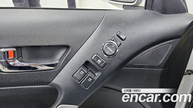 Hyundai Genesis купе 200 турбо RW, 2010 19