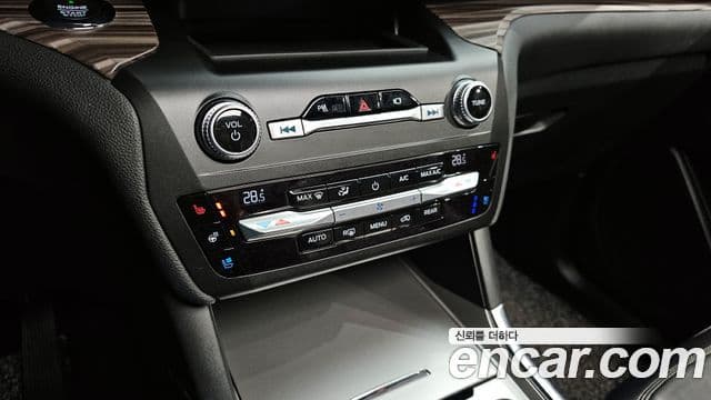 Ford Explorer 6세대 2.3 Limited 4WD, 2020 16