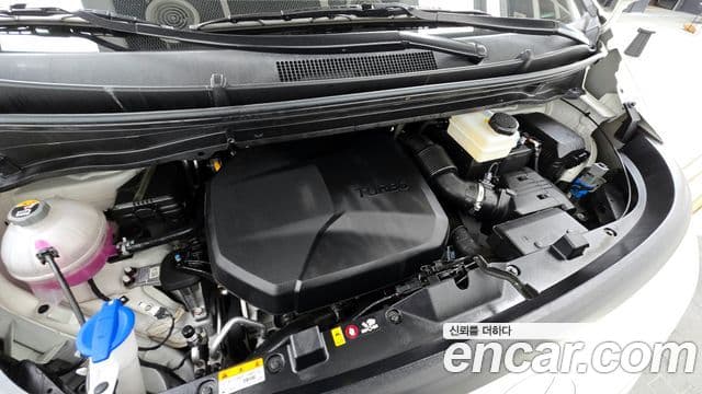 Hyundai Staria Modern, 2025 6