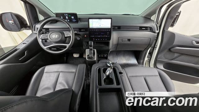 Hyundai Staria Modern, 2025 7