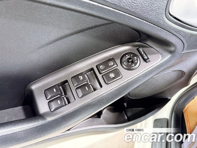 Kia K3 Trendy, 2015 8