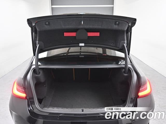 BMW 3시리즈 (G20), 2025 20