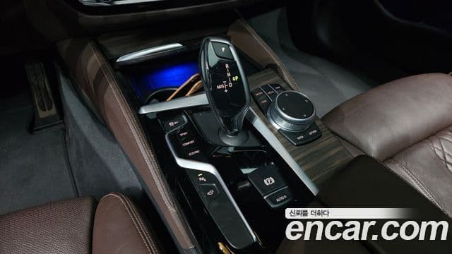 BMW 5시리즈 (G30) 520d xDrive M Sport Plus, 2020 9