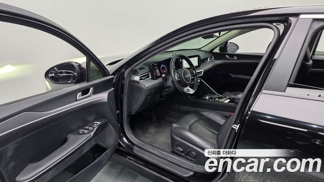 Kia K5 3세대 Prestige, 2022 11