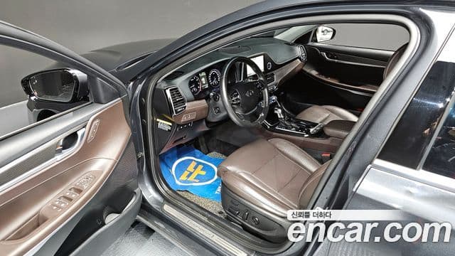Hyundai Grandeur IG Special, 2018 10