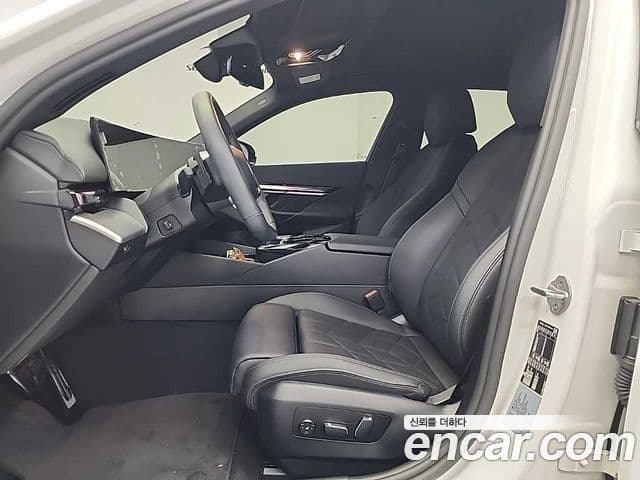 BMW 5시리즈 (G60) 520i Special Edition, 2025 11