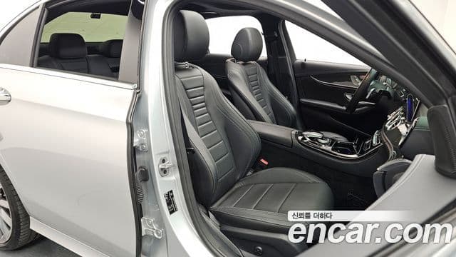 Mercedes-Benz E-класс W213 AMG Line, 2020 12