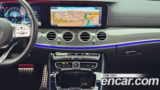 Mercedes-Benz E-класс W213 AMG Line, 2020 19