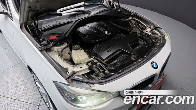 BMW 3시리즈 GT (F34) GT 320d, 2015 6