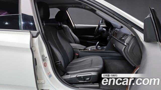 BMW 3시리즈 GT (F34) GT 320d, 2015 10