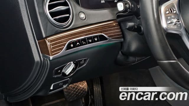 Mercedes-Benz S-класс W222 Maybach S560, 2019 16