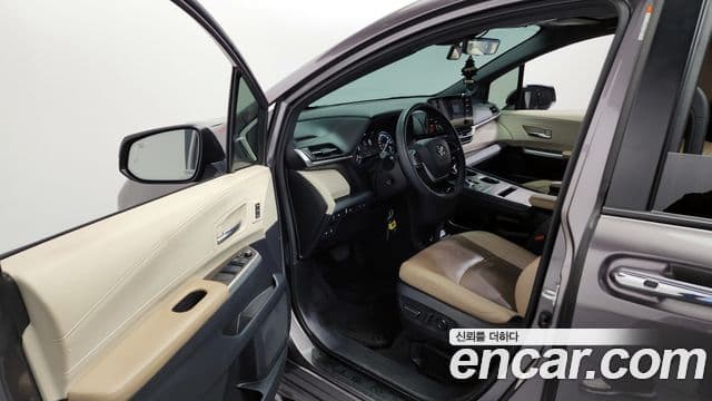 Toyota Sienna 4세대, 2021 10