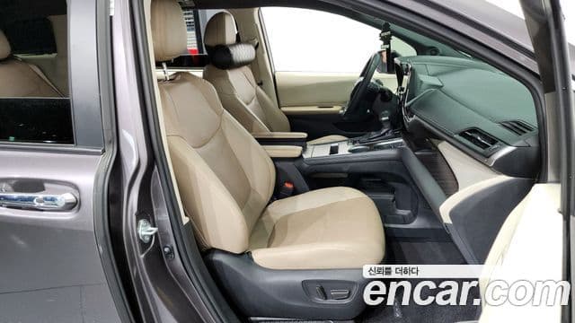 Toyota Sienna 4세대, 2021 11