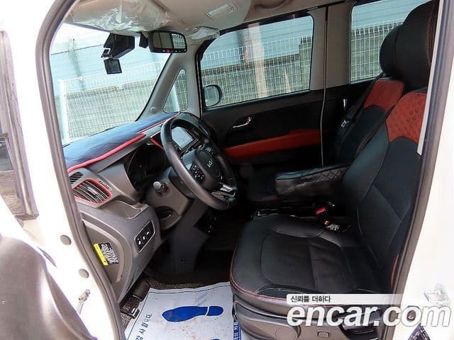 Kia The / новый New Ray Signature, 2022 все фото