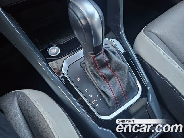 Volkswagen T-Roc Premium, 2021 9