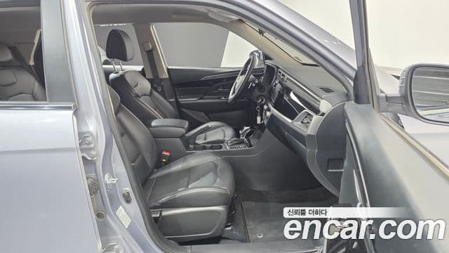 KG모빌리티(SsangYong) Beautiful Korando бензин 1.5 2WD C5, 2024 10