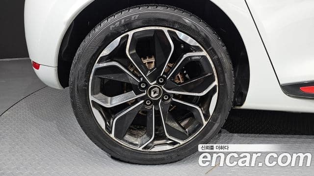 Renault Korea(Samsung) 클리오 intense panoramic, 2019 все фото