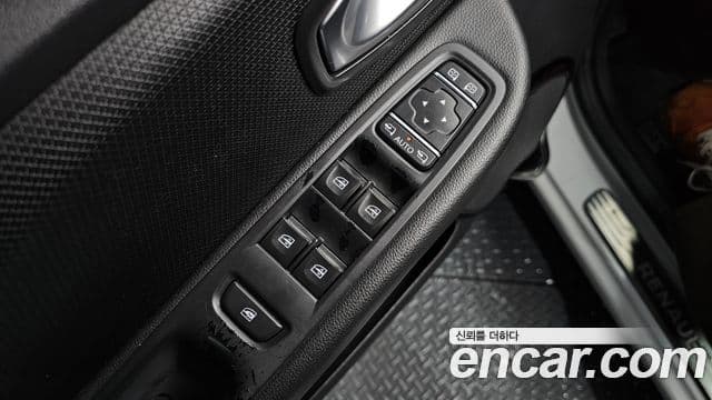 Renault Korea(Samsung) 클리오 intense panoramic, 2019 14