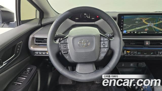 Toyota 프리우스 5세대 2.0 XLE, 2026 13