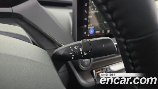 Toyota 프리우스 5세대 2.0 XLE, 2026 18