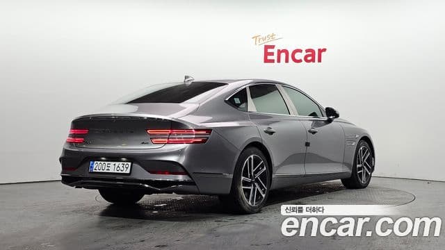Genesis G80 (RG3) бензин 2.5 турбо AWD, 2025 2