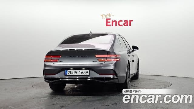 Genesis G80 (RG3) бензин 2.5 турбо AWD, 2025 4