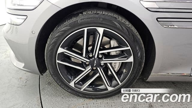 Genesis G80 (RG3) бензин 2.5 турбо AWD, 2025 все фото