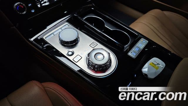 Genesis G80 (RG3) бензин 2.5 турбо AWD, 2025 9