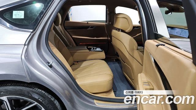 Genesis G80 (RG3) бензин 2.5 турбо AWD, 2025 12