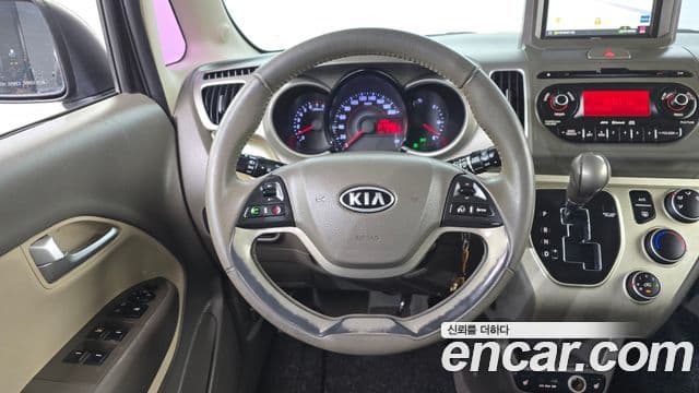 Kia Ray Luxury, 2012 13