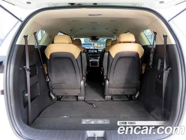Kia Carnival 4세대 Prestige, 2023 17