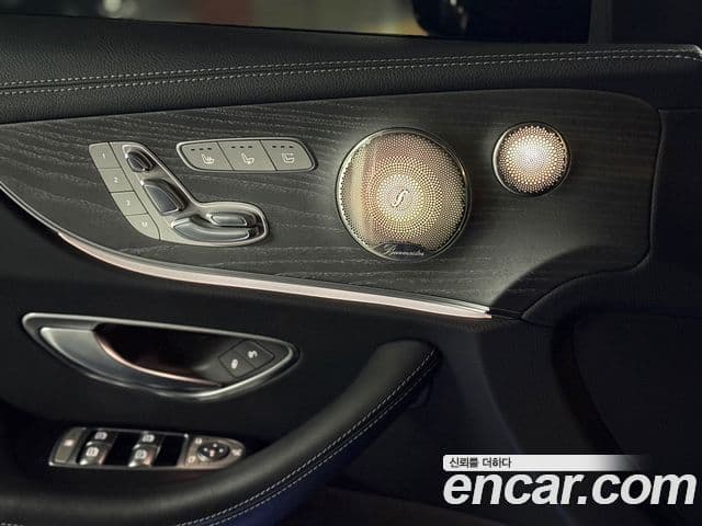 Mercedes-Benz E-класс W213 E450 4MATIC кабриолет, 2022 9