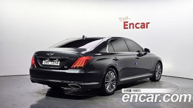 Genesis EQ900 Luxury, 2018 2