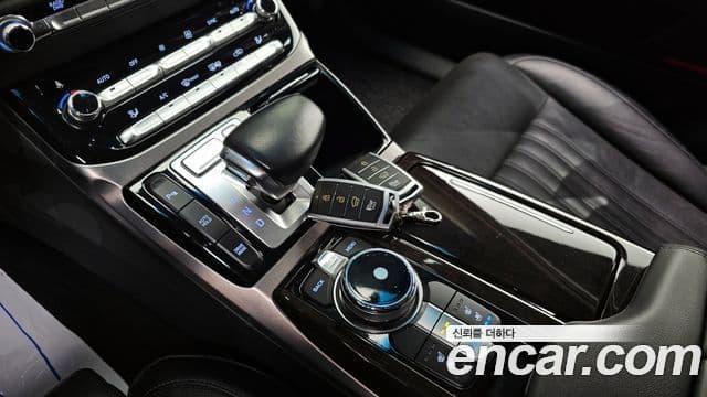 Genesis EQ900 Luxury, 2018 9